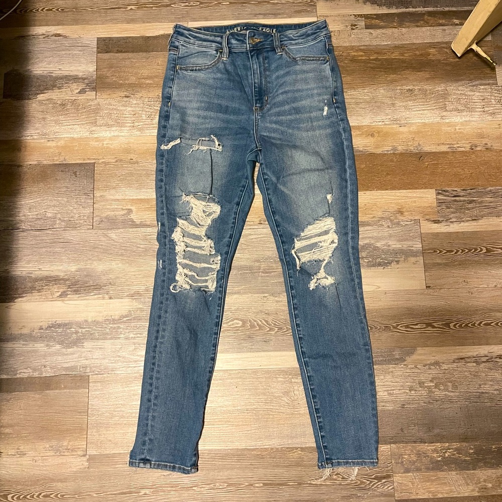 American Eagle Hign-Rise Jeans